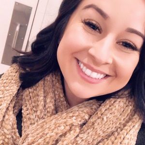 Meet your Posher, Bernice